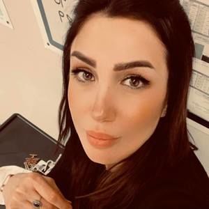 Meet your Posher, Joumana
